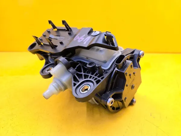 Separador de óleo BMW OEM 8470497 para X2 U10 2.0D image 3