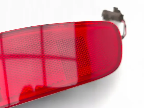 Luz trasera antiniebla Mitsubishi Outlander 2010 OEM AMD230251 image 3