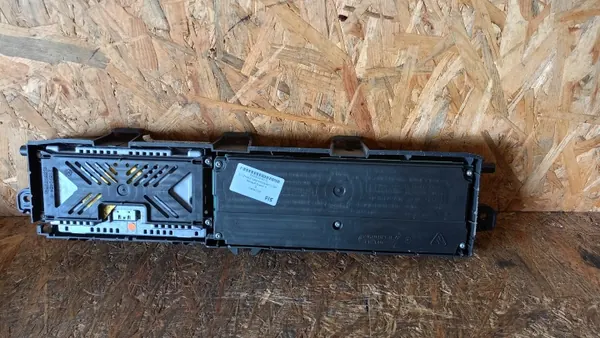 Écran Renault Scenic II OEM P8200487228A Occasion image 7