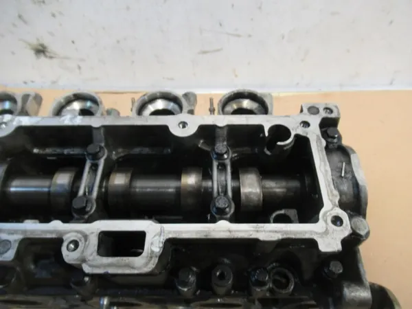 Culata de motor 964347710 para Peugeot 206 1.4 HDI image 3