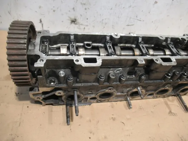 Culata de motor 964347710 para Peugeot 206 1.4 HDI image 5