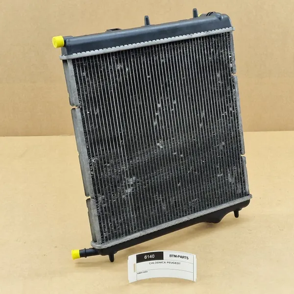 Radiateur d'eau OEM 6%FUE 884160000 pour Citroen image 3