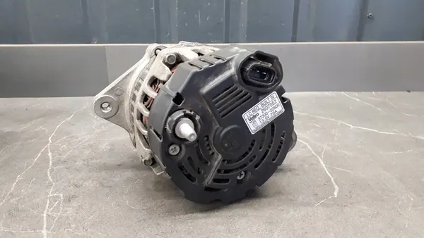 Alternaattori 37300-02600 Hyundai i10 1.0 1.1 image 3