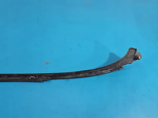 OEM 93867906 Junta Parabrisas Izquierda Delantera Renault Trafic image 6