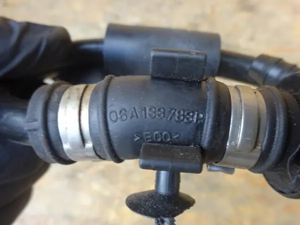 AUDI TT 8N S3 8L LEON CUPRA R 1.8 Turbo Vakuumschlauch image 5