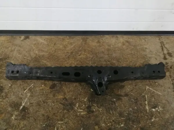 Toyota Verso 2009 Voorste hulpframe OEM AMD30794 image 2