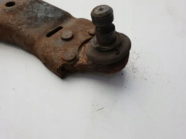 Volvo XC60 2016 Braccio Oscillante Inferiore Destro image 6