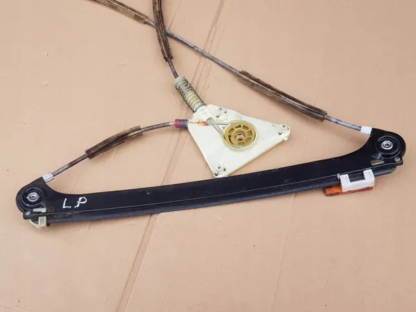 Mecanismo de janela dianteira esquerda / Audi A3 8P 3 portas / OEM image 4