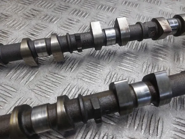 Kamaxelsats Mazda OE OEM WAŁKI ROZRZĄDU - Begagnad image 3