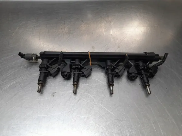 Riel de inyectores OEM 7541816 para Citroen Peugeot image 2
