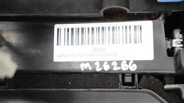 OEM 371117465 Etuhihna Nissan Leaf 2012-2017 image 3