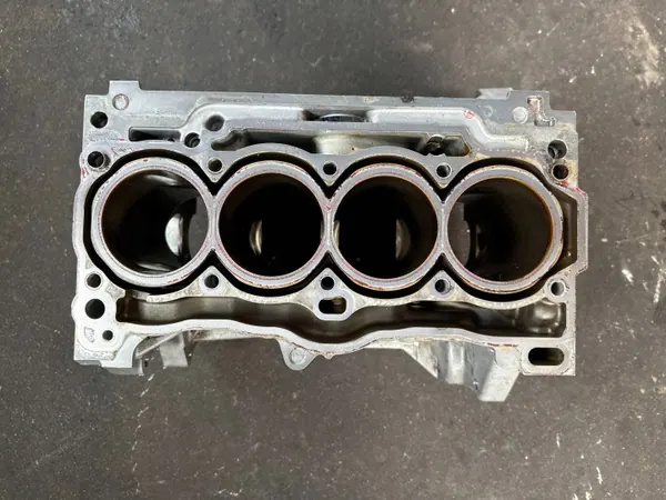 Bloc Moteur Audi A3 8V 1.4 DGE OEM 04E103023DK image 6