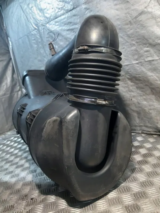 MAN TGA/TGS Luftfilterhus OEM 81084006025 image 9