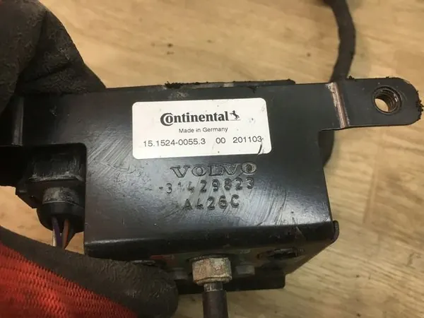Soupape de Suspension Volvo S90 V90 OEM 31429823 image 3
