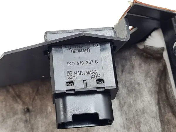 2008 Porsche Cayenne Kojelaudan sivuelementti 1K0919237C image 7