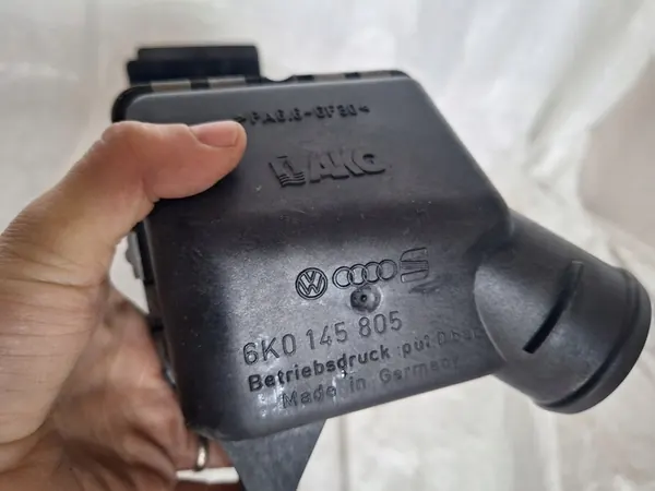 VW Audi Skoda Seat Ibiza Cordoba Intercooler 6K0145805 image 4