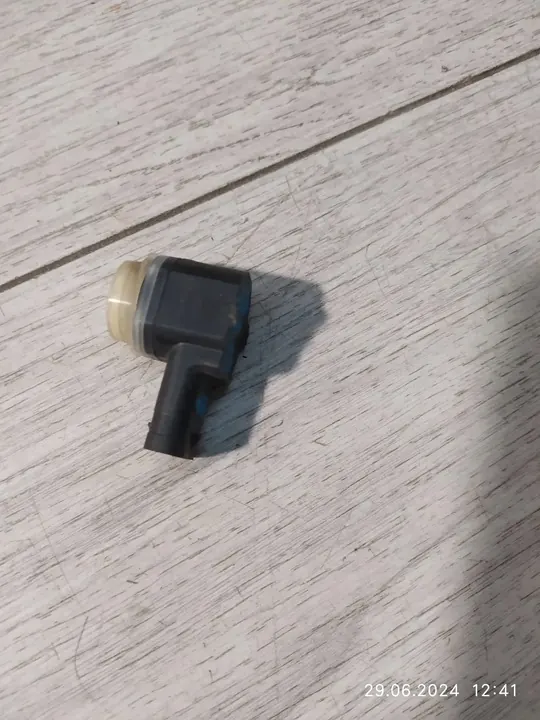 KIA Ceed PDC Sensor 96890-2S000 image 3