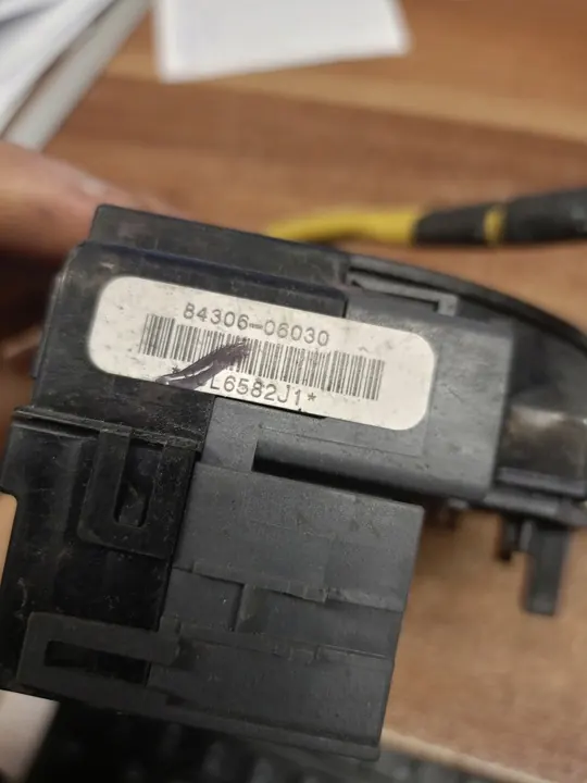 Ilmatyynykaapeli Toyota Sienna 04-09 image 5