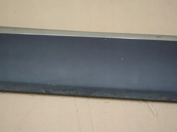 KIA SORENTO III 14- Moldura Porta Esquerda Dianteira OEM 87721-C5200 image 3