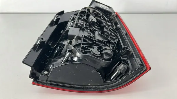 Luz trasera VW Transporter T6 2015-2019 Izquierda image 3