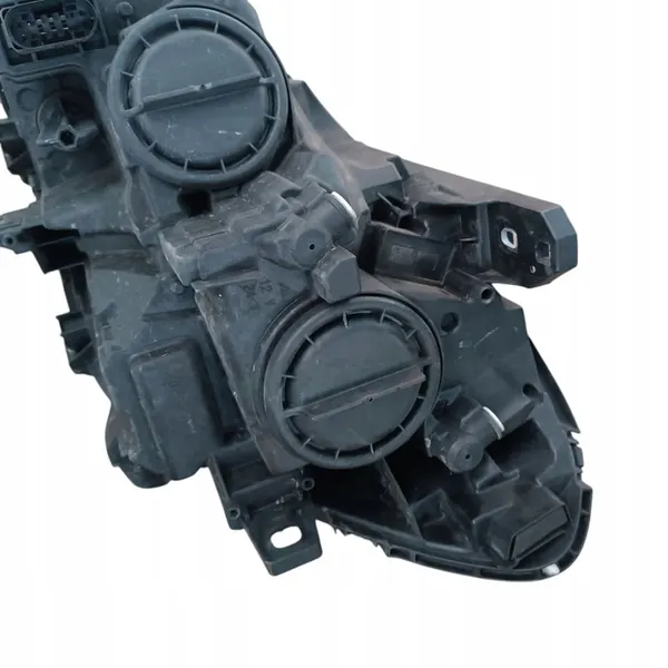 Rechter voorlamp Mercedes B W246 Lift A2468205461 image 10