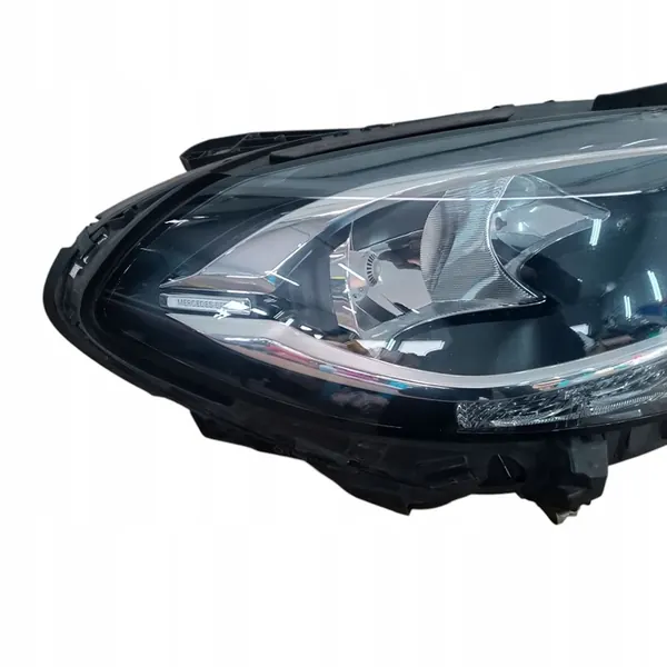 Rechter voorlamp Mercedes B W246 Lift A2468205461 image 4