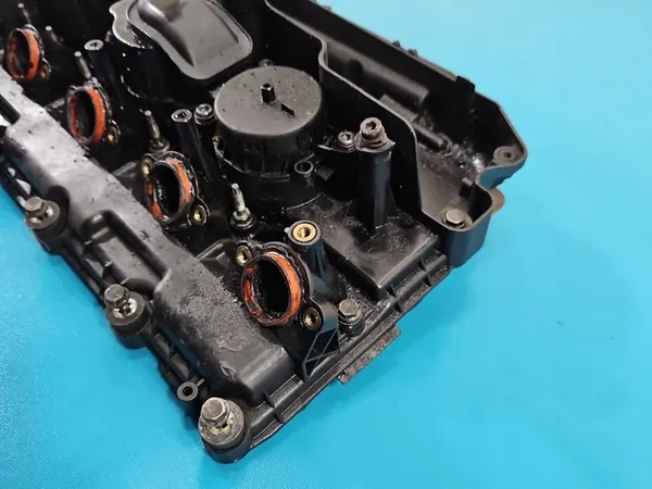 Tampa de Válvulas BMW E46 2.0D image 2