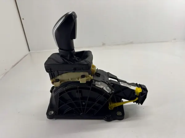 Schalthebel Volvo XC60 2015 OEM 31367685 - Gebraucht image 2
