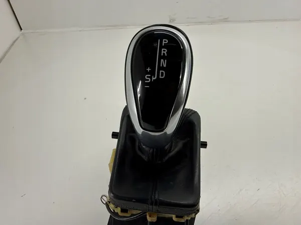 Schalthebel Volvo XC60 2015 OEM 31367685 - Gebraucht image 5