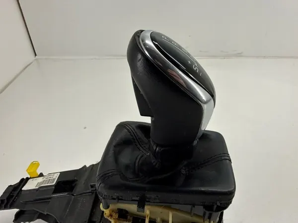 Schalthebel Volvo XC60 2015 OEM 31367685 - Gebraucht image 8