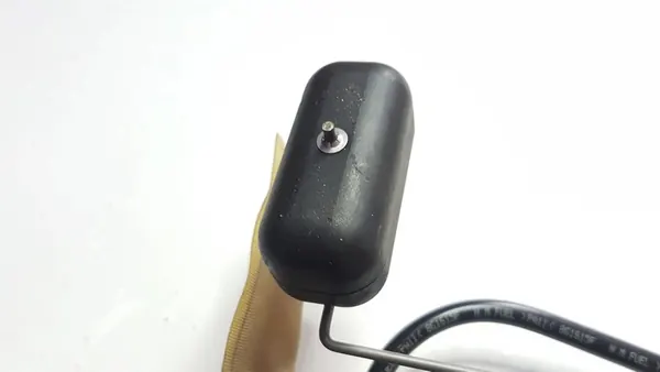 Bomba de Combustível Toyota Land Cruiser 2003 2322174110 image 3