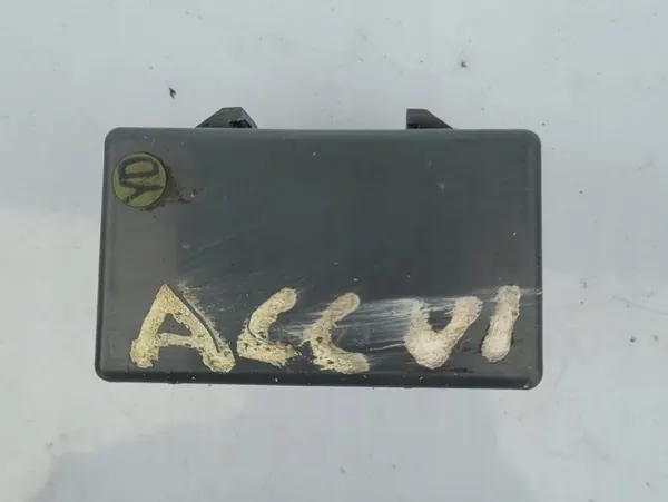 Control Luces Emergencia Honda Accord VI OEM 39400S1AG010 image 3