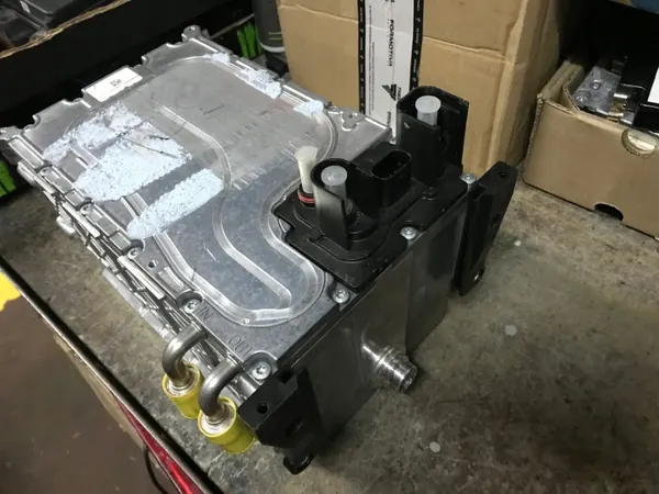 Bateria Híbrida 48V Mercedes OEM 0009820516 75Ah image 3