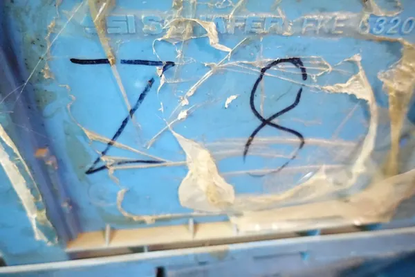 Bomba de agua Bosch para Renault Kangoo image 8