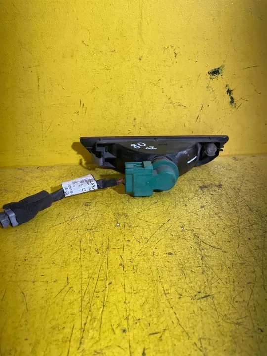 Nissan Note (E11) 2006 Para-choque Traseiro Halógeno image 3