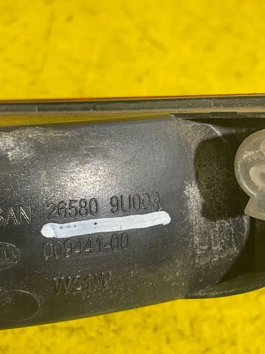 Nissan Note (E11) 2006 Para-choque Traseiro Halógeno image 4