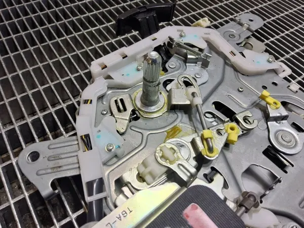 Honda SKE48056 deurslotactuator voor Odyssey 2016 image 3