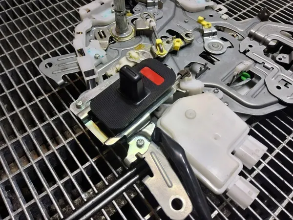 Honda SKE48056 deurslotactuator voor Odyssey 2016 image 4