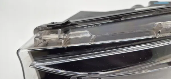 Tesla OEM 1624797-00-A Halogeenkoplamp Links Voor image 3
