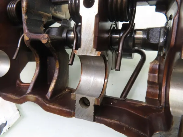 Árvore de cames BMW E46 318i OEM WAŁEK ROZRZĄDU image 3