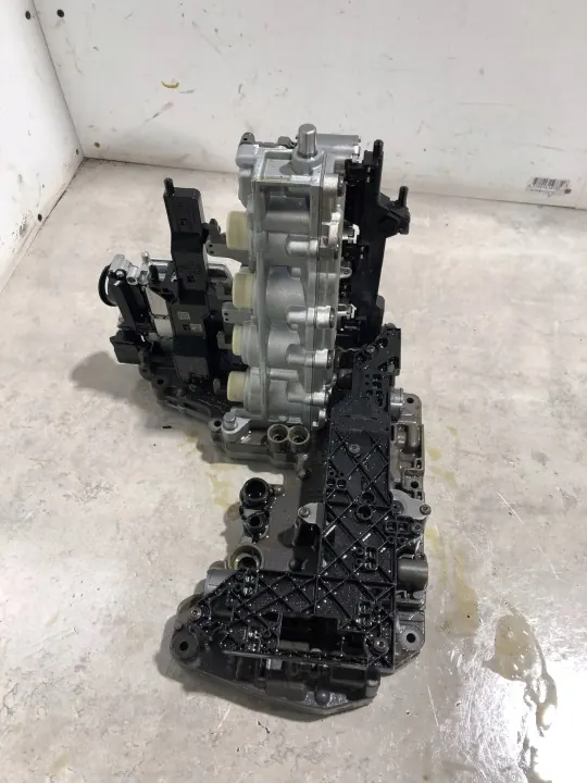 Mécatronique Audi A4 B8 OEM 0B5927256F image 4