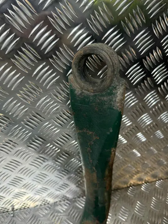 Scanian Stabilointitanko OEM 1377471 Taka-akselille image 5