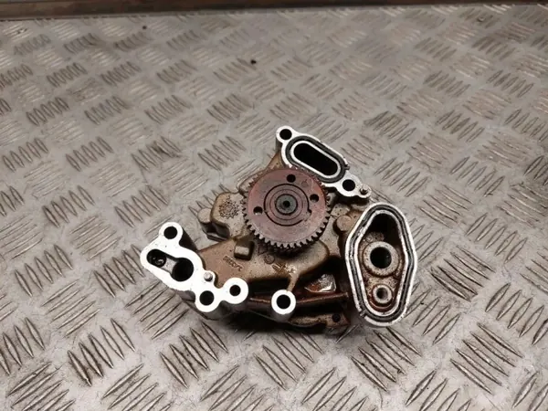 Alfa Romeo Stelvio etuöljypumppu OEM 04893614AC image 2
