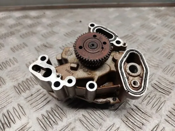 Alfa Romeo Stelvio etuöljypumppu OEM 04893614AC image 7