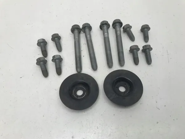 Tornillos Suspensión Trasera Renault OE GKU38640 image 2