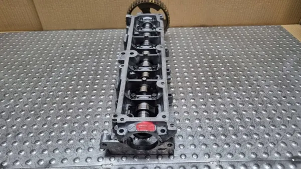 Carter d'Arbre à Cames OEM 9685177110C Ford 1.6TDCI image 3