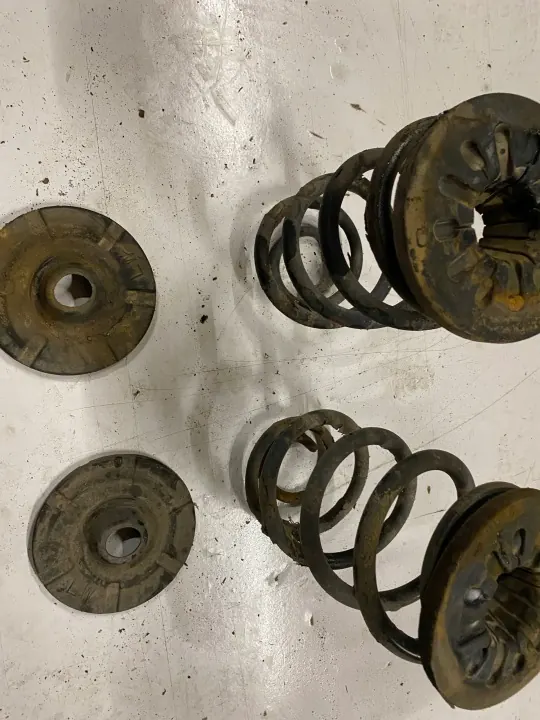 OEM 18965 Bakfjädringsfjäder Set Daihatsu Terios II image 4