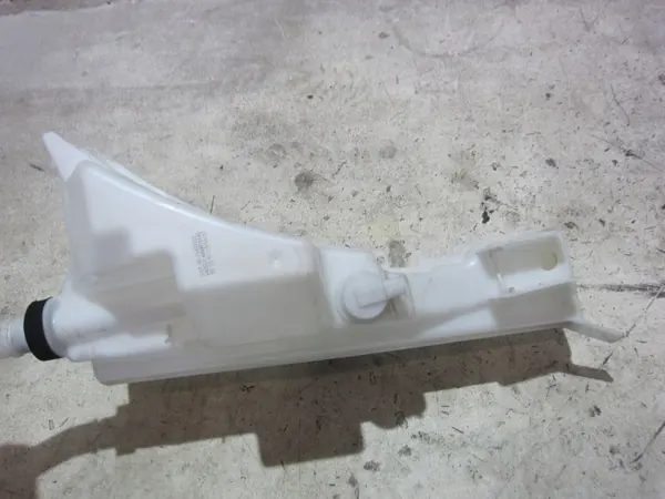 Scheibenwaschbehälter Volvo XC90 II OEM 31349385 image 8