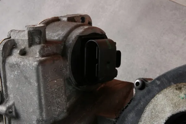Direction BMW X1 F48 OEM 6884081 Pièce d'Occasion image 6