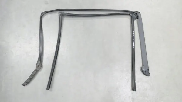Joint guide vitre BMW G31 gauche arrière OEM 7336989 image 2